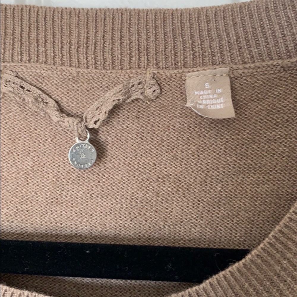 EUC Anthropologie sweater - Picture 2 of 4